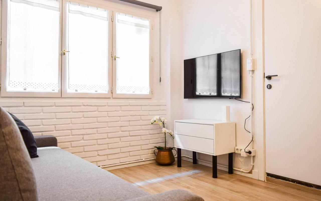 Casa Besalu Estudio En El Centro Del Pueblo Dış mekan fotoğraf