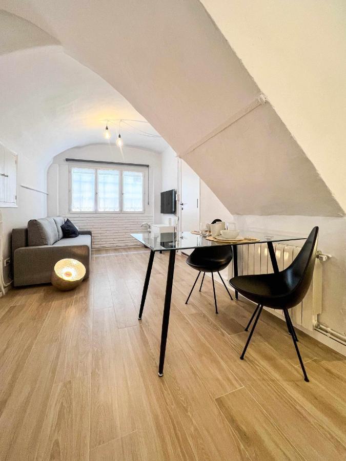 Casa Besalu Estudio En El Centro Del Pueblo Dış mekan fotoğraf