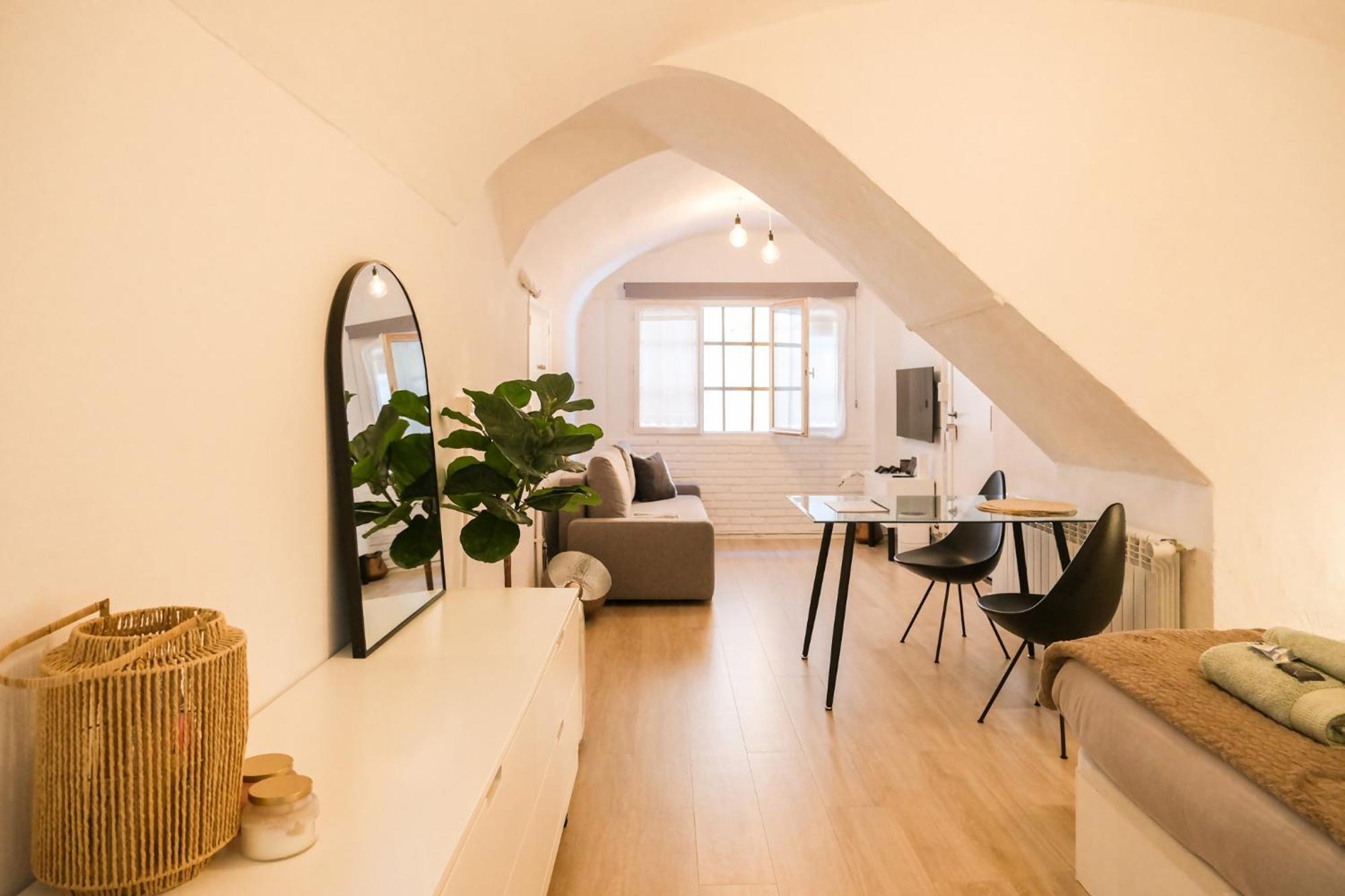 Casa Besalu Estudio En El Centro Del Pueblo Dış mekan fotoğraf