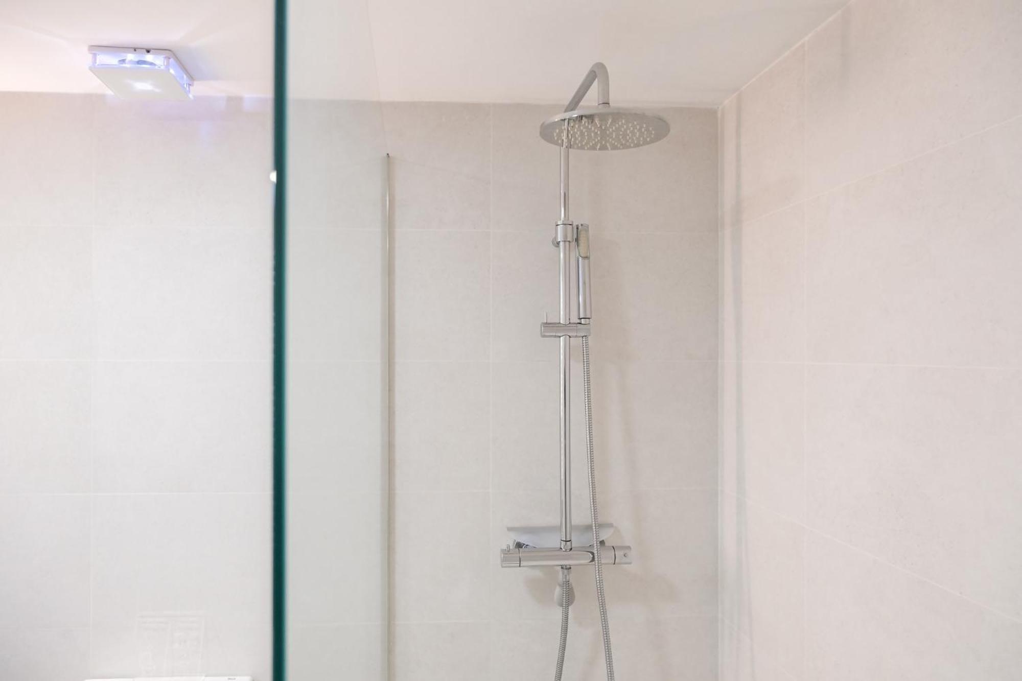 Casa Besalu Estudio En El Centro Del Pueblo Dış mekan fotoğraf